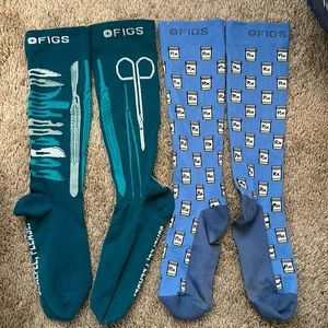 FIGS compression size small socks